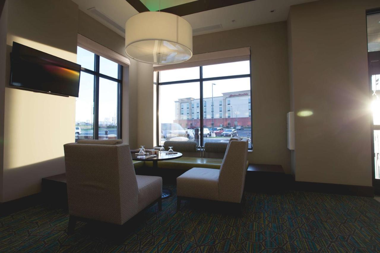 Hilton Garden Inn Bolingbrook I-55 Екстериор снимка