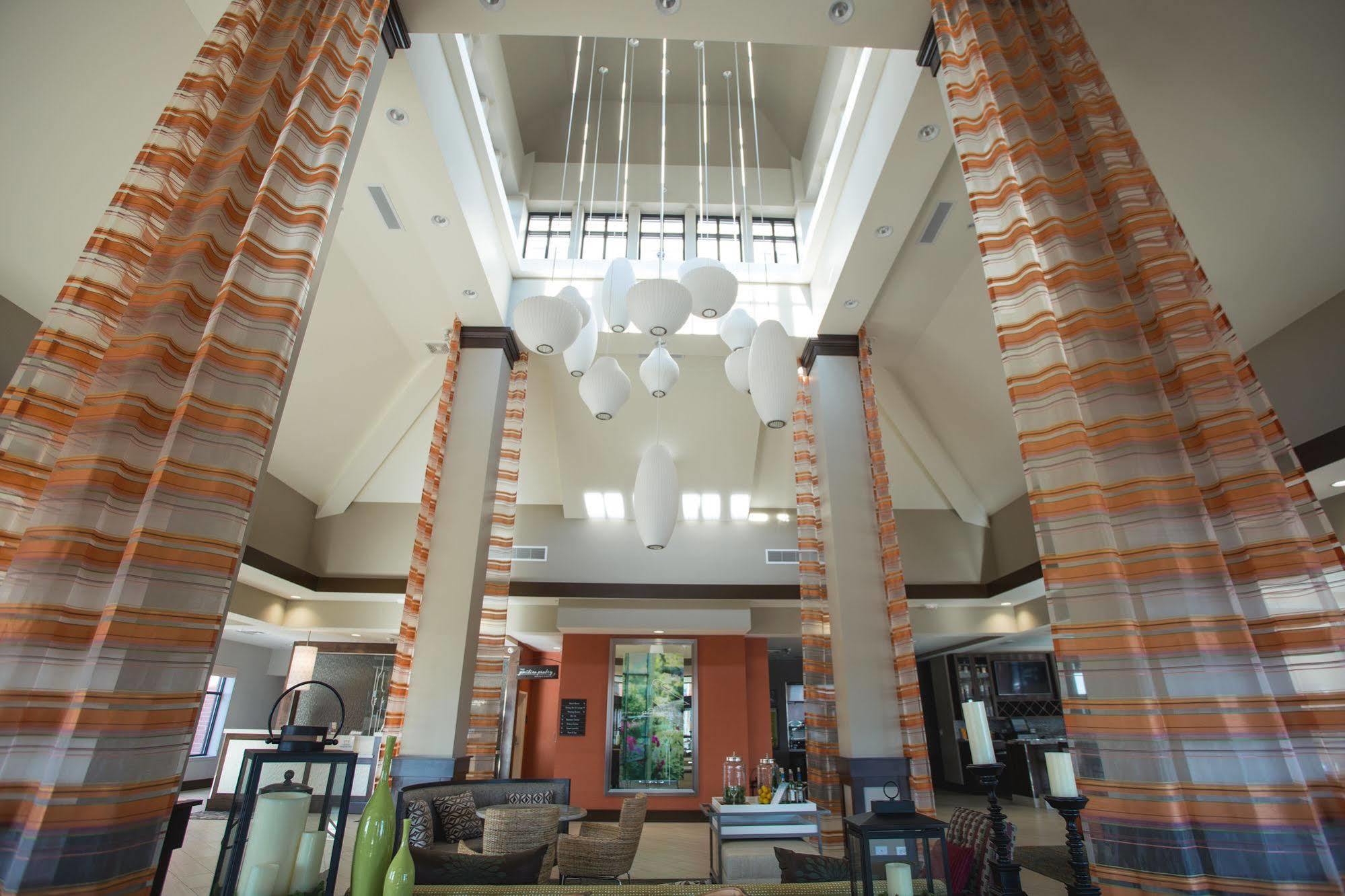 Hilton Garden Inn Bolingbrook I-55 Екстериор снимка